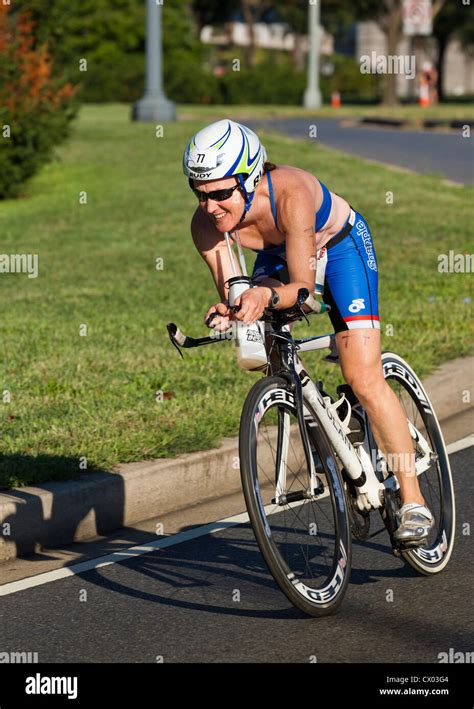 Female Cyclist Racing In Bike Race Usa Stock Photo Alamy