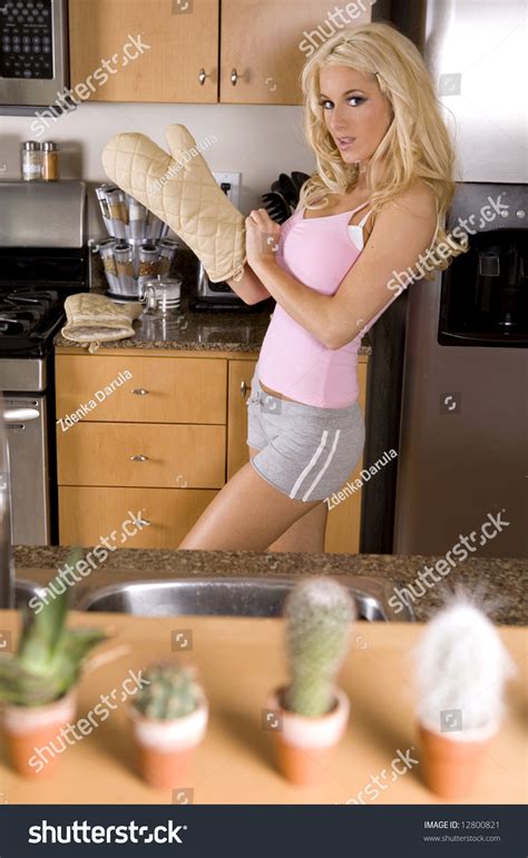 1 746 Sexy Blonde Cooking Images Stock Photos Vectors Shutterstock