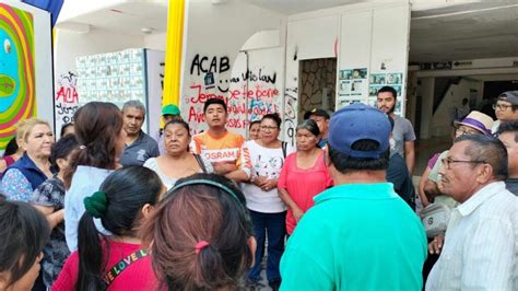 Protestan Antorchistas En Palacio Municipal Piden Mantenimiento Para