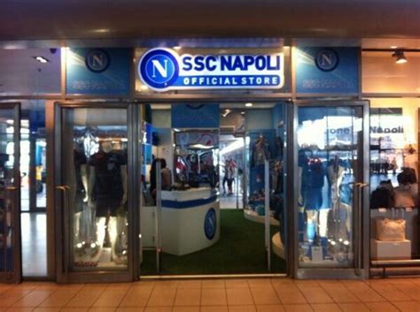 Tweet Aperto Il Nuovo Official Store Del Napoli Alla Stazione Centrale