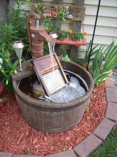 20+ Backyard Water Fountain Ideas