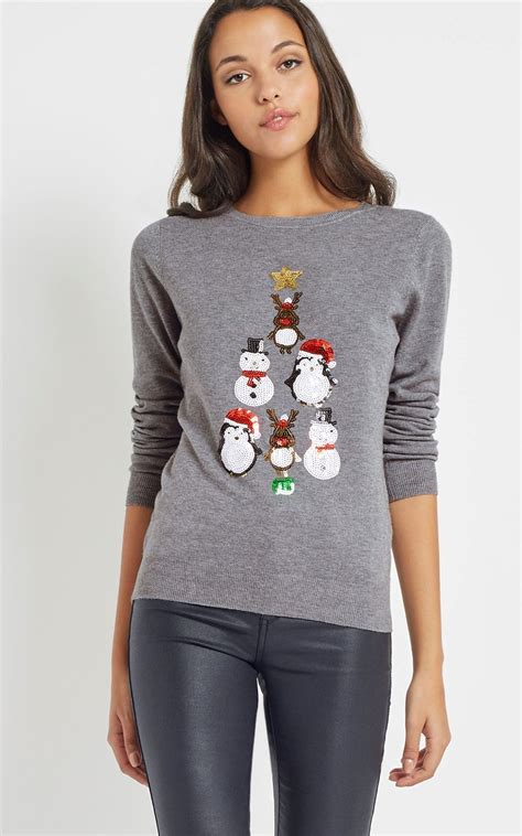 How To Wear The Right Ladies Christmas Jumpers Ladies Christmas