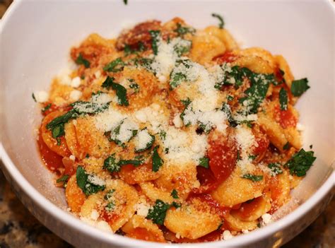 what's for dinner?: orecchiette with bacon and tomato sauce... 30 minutes