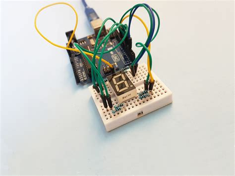 En El Nombre Promesa Electropositivo Conectar Display Segmentos A