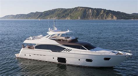 Custom Lines 33m Motor Yacht Ocean Z For Sale Syt