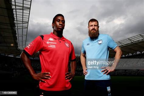 Pre Match Press Conference Photos And Premium High Res Pictures Getty