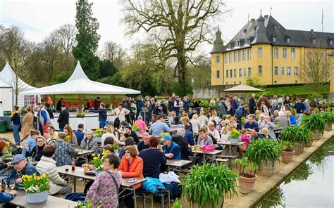 J Chen Schlossfr Hling Auf Schloss Dyck