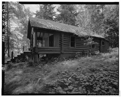 - Joyce Estate, B. C. Cabin, Chippewa National Forest...