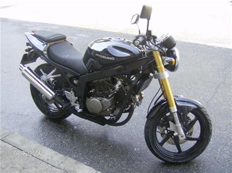 Hyosung Hyosung GT 250 Naked GT 250 Comet Moto ZombDrive