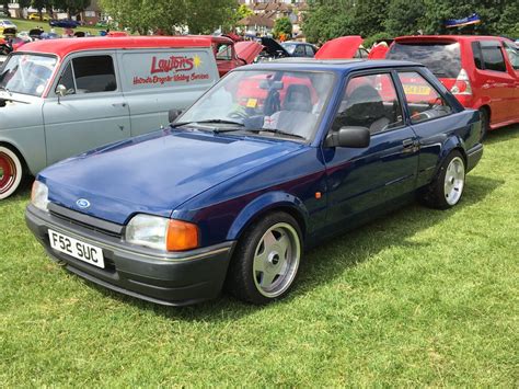 Ford Escort Popular Late 80 S Mk3 Escort Spotted At Cars I Flickr