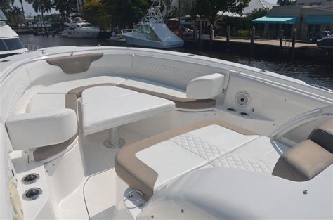 Edgewater 370cc 2020 Wild Luck Hmy Yachts