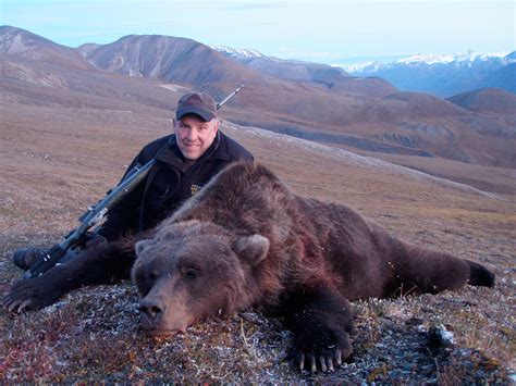 Alaska Grizzly Bear Hunts | Cavner and Julian