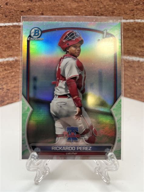 2023 1st Bowman Chrome Lunar Glow Refractor Rickardo Perez BCP 27