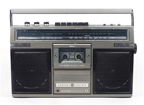 Vintage 80 S General Electric Boombox Ghetto Blaster Radio Etsy Boombox Radio Ghetto Blaster