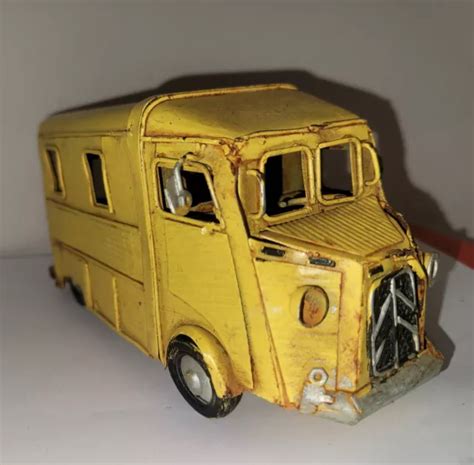 FIGURINE CAMION CITROËN type h version rat s look 17cm rare EUR 29 99