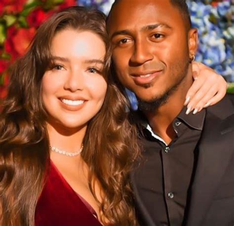 Ozzie Albies Is Not Married To Wife Dating Girlfriend Andrea Aka