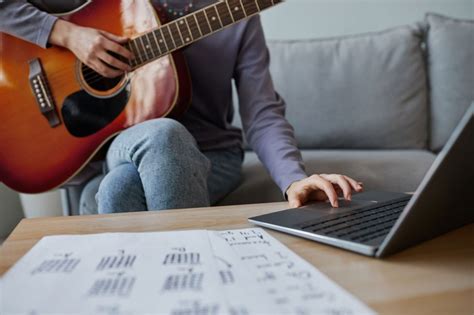 Dicas Para Quem Est Come Ando A Tocar Viol O Minueto Centro Musical