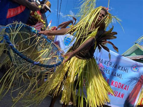 Galeri Foto Potret Warna Warni Nusantara Di Festival Asmat Pokman