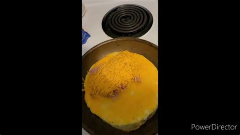 Canadian Bacon And Cheese Omelet Youtube