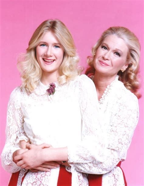 Laura Dern And Mom Diane Ladd Laura Dern Celebrities Celebs