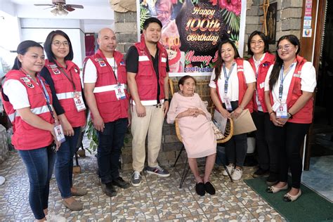 Staying Strong And All Smiles An Abreñan Centenarians Story Dswd