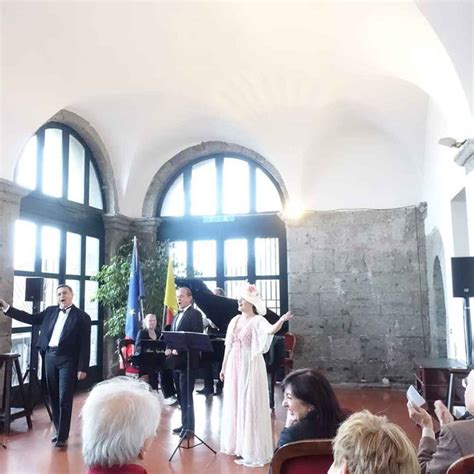 Grande Successo Del Recital Lirico Bel Canto Al Castello Per Il Maggio