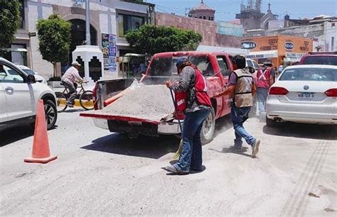 Limpian Calles De La Ciudad