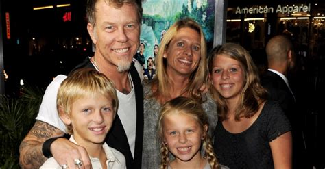 James Hetfield 2018: Wife, net worth, tattoos, smoking & body facts ...