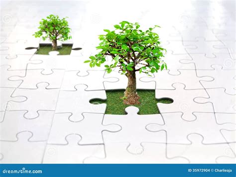 Jigsaw puzzle tree stock photo. Image of jigsaw, green - 35972904