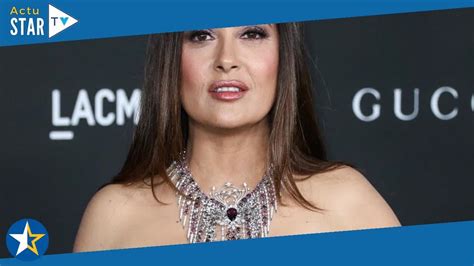 Salma Hayek S Affiche Ultra D Collet E Tigresse L Opard Sexy Au Bord