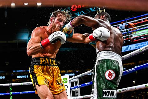 Floyd Mayweather Vs Logan Paul 16 Photos From Their Fight