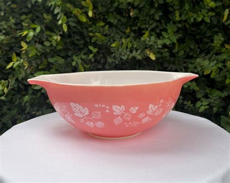 Pyrex Pink Gooseberry Cinderella Bowl Etsy