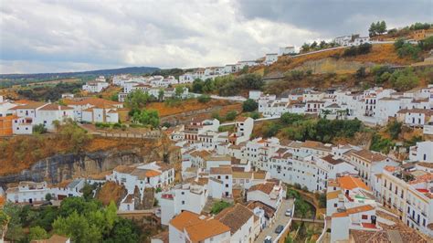 Foto De Setenil De Las Bodegas C Diz Espa A