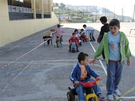 Escola EB1 PE Ribeiro Domingos Dias Prevenção e Educação Rodoviária