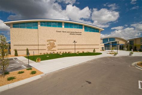 Kapaun Mt. Carmel Athletic Complex & Commons - Dondlinger Construction