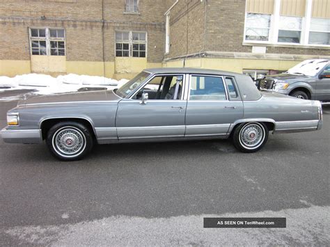 1990 Cadillac Fleetwood Brougham