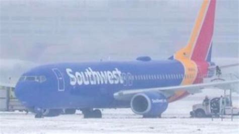 Plane Slides Off Icy Runway In Omaha During Winter Storm Harper The