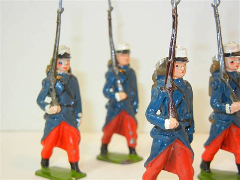 French Foreign Legion Vintage Toy Soldiers By W Britain Ltd At 1stdibs