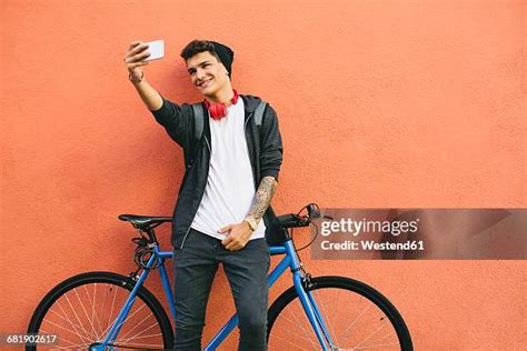 Custom Fixie Photos And Premium High Res Pictures Getty Images