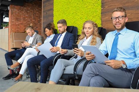 Premium Photo Modern Business People Waiting For Job Interview