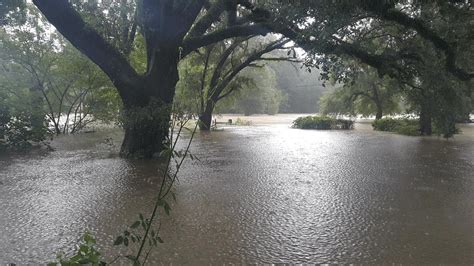 3 Killed In Historic Louisiana Floods Thousands Rescued Nbc Bay Area