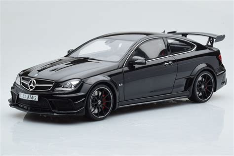 Mercedes C63 W204 AMG Black Series 1/18 GT Spirit Resine Modell - Gebraucht