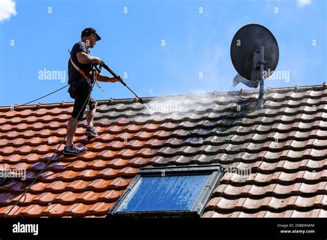 How To Clean Roof Tiles Without A Pressure Washer Cleanestor