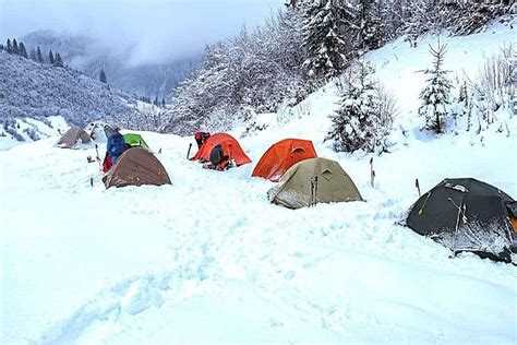 Best Insulated Winter Tents for Your Frosty Adventures - The Hiking ...