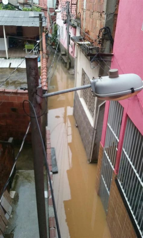 Fotos Veja Os Transtornos Causados Pela Chuva No Sul Do Rj Fotos Em