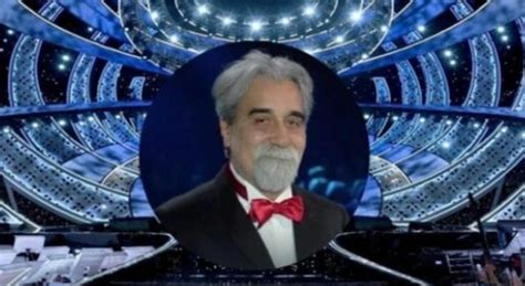 Beppe Vessicchio Torna A Sanremo Dopo Il Covid Standing Ovation Dell