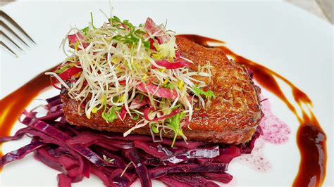 Rezept Gebratene Entenbrust Auf Rotkohl Mit Apfel Swr