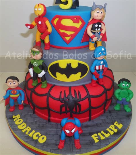 Atelier dos Bolos da Sofia Bolo de Aniversário Super Heróis