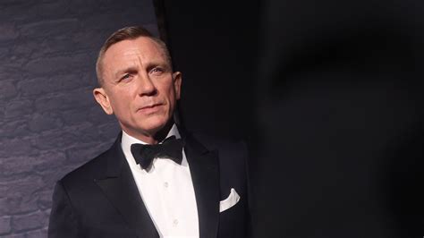 Queer Is The Performance Of Daniel Craigs Life Says Venice Film