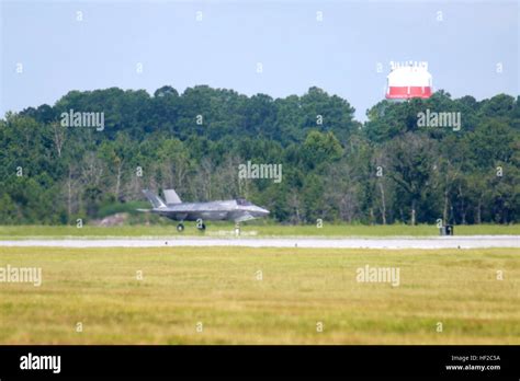 The First F 35B Lightning II Joint Strike Fighter Short Takeoff